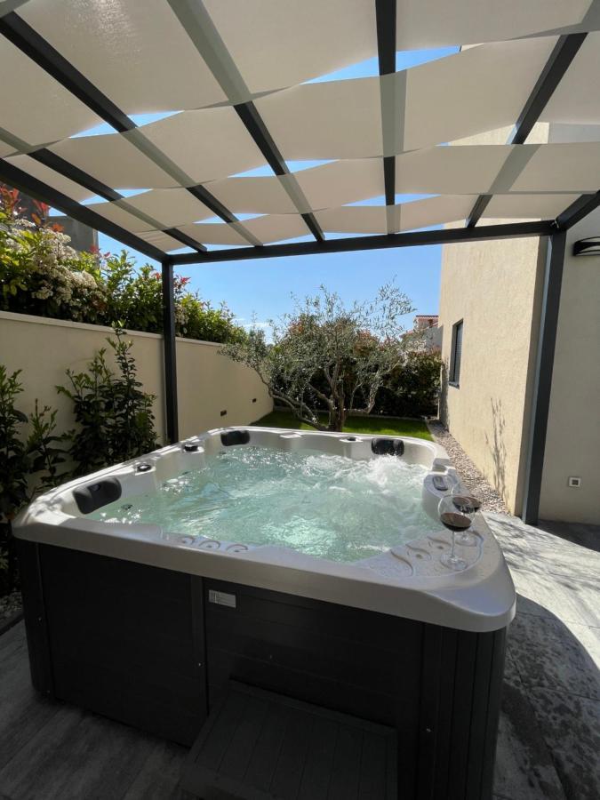 Apartments Villa 19 โปดสตรานา ภายนอก รูปภาพ