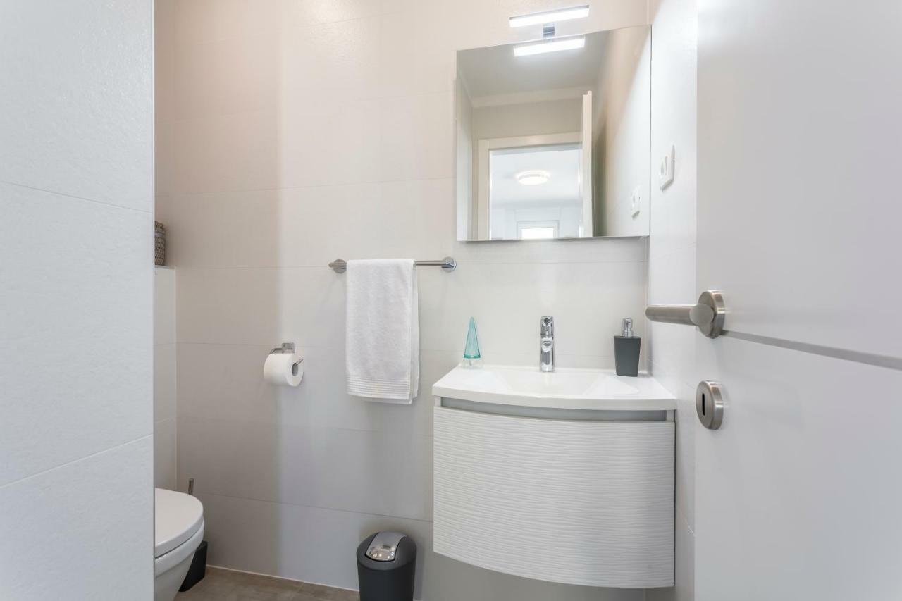 Apartments Villa 19 โปดสตรานา ภายนอก รูปภาพ